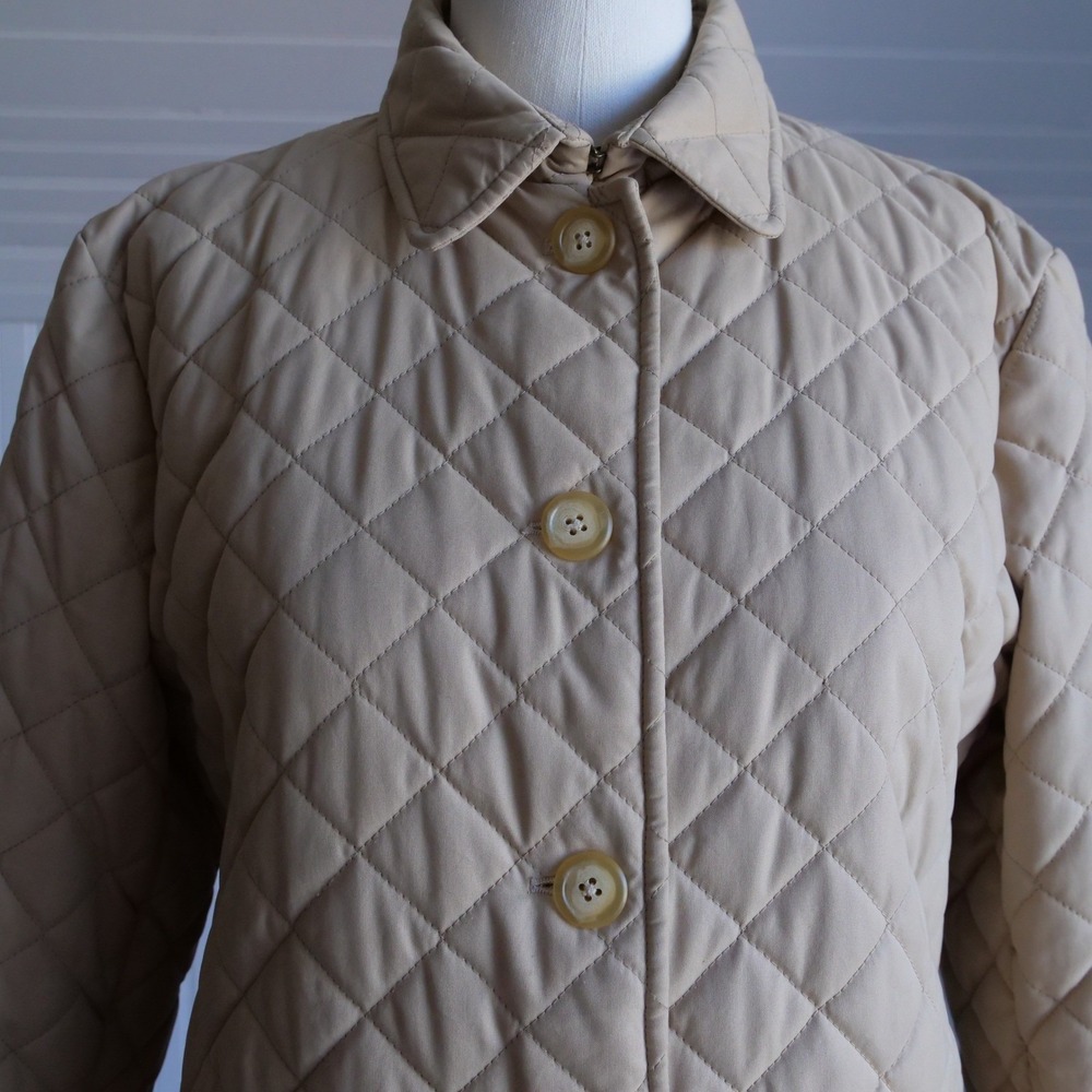 Modern black label Ralph Lauren quilted lightweight barn coat - Picture 2 of 8